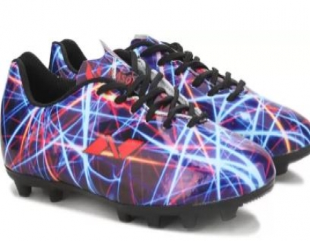 Buy Nivia Football Shoes For Men just at Rs 537 only from flipkart