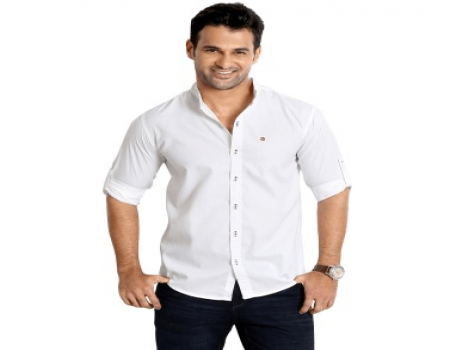 Buy Rodid Men's Solid Casual White Shirt at Rs 449 Only