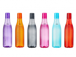 Buy Amazon Brand - Solimo Plastic Fridge Bottle Set (6 pieces, 1L, Checkered pattern, Multicolour) at Rs 311 from Amazon